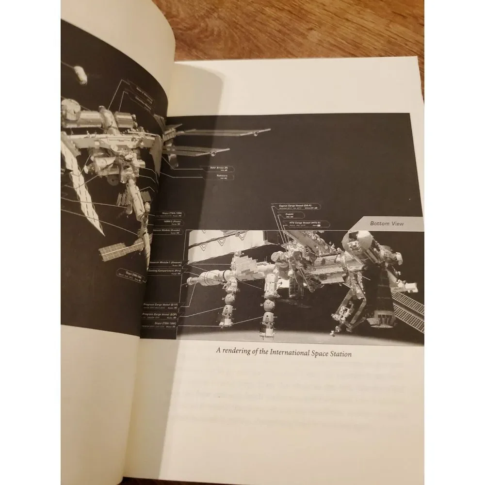 Endurance: A‎ Year in Space Scott Kelly Hardcover Book
